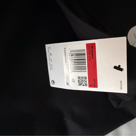 Nike Women's Black Bike Shorts - Picture 9 of 10